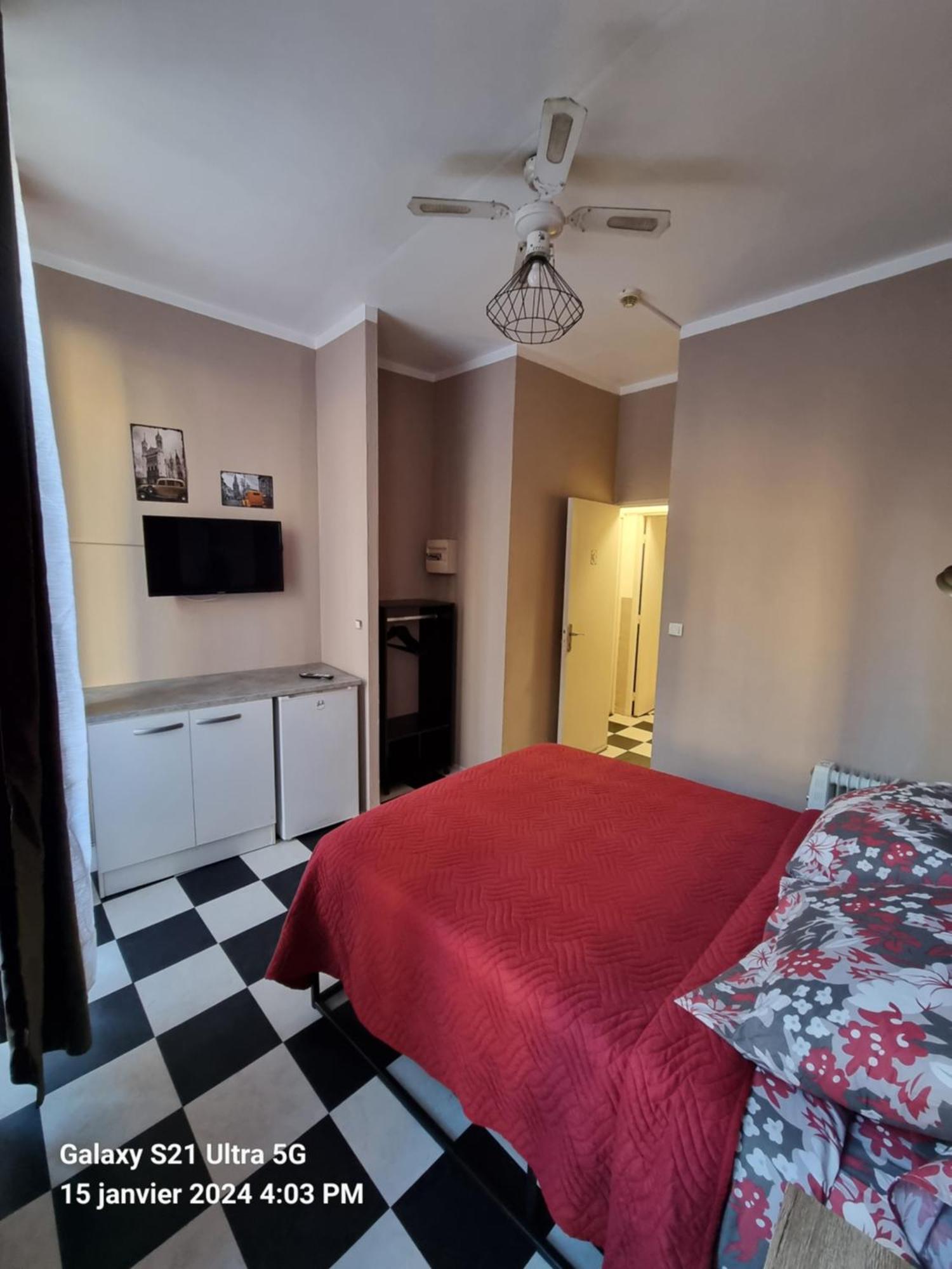 Hôtel des allées Marsella Habitación foto